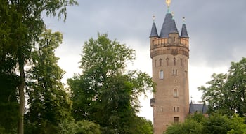 Park Babelsberg showing a castle, heritage elements and heritage architecture