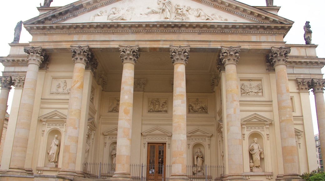 Konzerthaus Berlin toont historische architectuur en historisch erfgoed