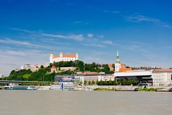 Bratislava: Tagesausflug ab Wien mit Bus und Boot Bratislava: Tagesausflug ab Wien mit Bus und Boot