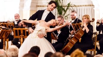 Strauss- und Mozart-Konzert im Kursalon mit Abendessen (optional) Strauss- und Mozart-Konzert im Kursalon mit Abendessen (optional)