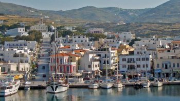 Tagesausflug zur Insel Tinos Tagesausflug zur Insel Tinos