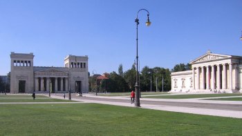 Ver la ciudad,Visita al Campo de concentración de Dachau,Tour Tercer Reich por Munich,Con tour por el Múnich del Tercer Reich