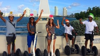 Segway-Tour durch South Beach zum Sonnenaufgang Segway-Tour durch South Beach zum Sonnenaufgang