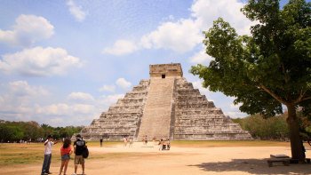 All-inclusive-Tagesausflug nach Chichén Itzá, zur Hubiku Cenote und nach Va... All-inclusive-Tagesausflug nach Chichén Itzá, zur Hubiku Cenote und nach Va...