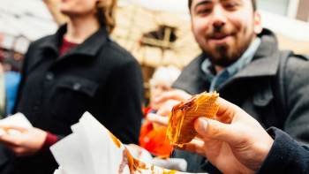 Kulinarische Privattour zum Albert Cuypmarkt und durch das Stadtviertel De ... Kulinarische Privattour zum Albert Cuypmarkt und durch das Stadtviertel De ...