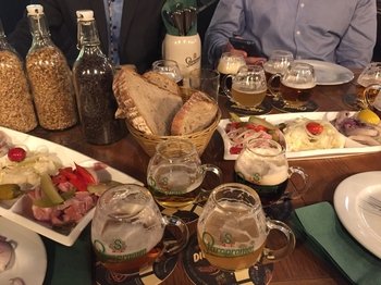Führung durch die Brauerei Staropramen mit Bierverkostung Führung durch die Brauerei Staropramen mit Bierverkostung