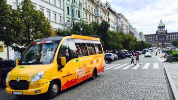 Hop-on-Hop-off-Sightseeing-Tour mit Audioführer Hop-on-Hop-off-Sightseeing-Tour mit Audioführer