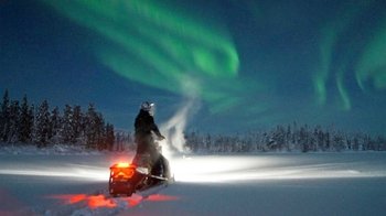 ,Tour de la aurora boreal
