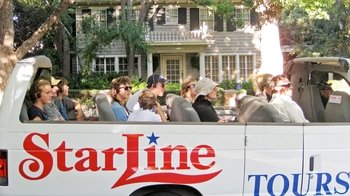 Triple Ticket: Stars' Homes, Madame Tussauds und Pass für den Hop-On-Hop-of... Triple Ticket: Stars' Homes, Madame Tussauds und Pass für den Hop-On-Hop-of...