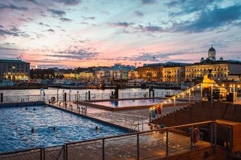 Outdoor-Schwimmen in Helsinki – Eintritt zu Allas Sea Pool Outdoor-Schwimmen in Helsinki – Eintritt zu Allas Sea Pool