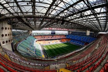 Mailand: Eintrittskarte für eine 1-stündige San-Siro-Stadiontour Mailand: Eintrittskarte für eine 1-stündige San-Siro-Stadiontour