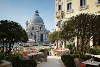 Grand Canal View Suite | View from room