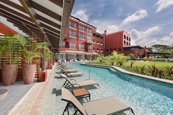 4 outdoor pools, cabanas (surcharge), pool umbrellas