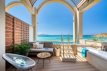 Suite, 1 Bedroom, Non Smoking | Premium bedding, down comforters, minibar, in-room safe