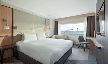 Hypo-allergenic bedding, in-room safe, desk, laptop workspace