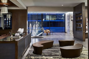 Lobby-Lounge