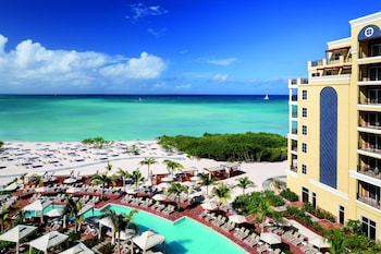 3 bars/lounges, poolside bar