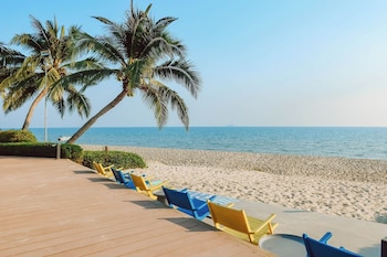 3 outdoor pools