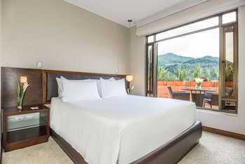 1 habitación, ropa de cama de alta calidad y minibar