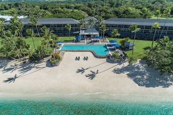3 outdoor pools, pool umbrellas, pool loungers