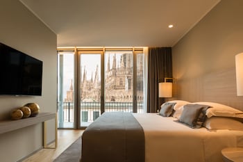 Duomo Terrace Penthouse One Bedroom | 2 bedrooms, premium bedding, minibar, in-room safe