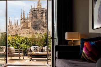 Duomo Terrace Penthouse One Bedroom | 2 kamar tidur, seprai premium, minibar, dan brankas