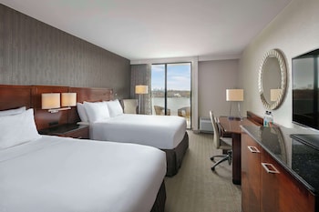 Bar-salon dans le hall