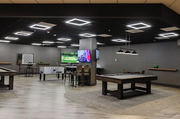 Frokost, lunsj og middag serveres, amerikanske retter