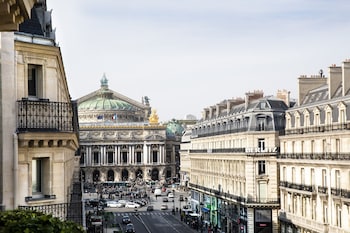 Déjeuner, dßner et souper servis sur place; cuisine française