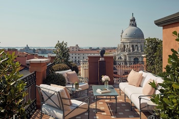 Grand Suite, 1 Bedroom, Non Smoking, Canal View (Canal Suite) | View from room