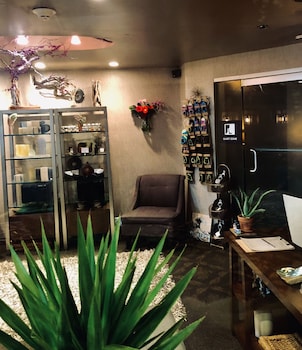 In-room safe, desk, iron/ironing board, free cots/infant beds