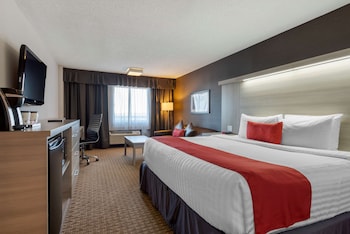 Indoor pool, open 9:00 AM to 9:00 PM, sun loungers