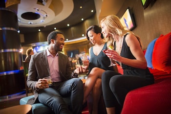 Outdoor pool, open 9:00 AM to 8:00 PM, cabanas (surcharge), sun loungers