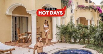 Outdoor pool, free cabanas, pool umbrellas