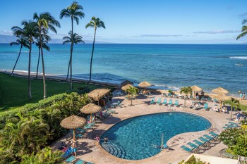 Condo, 2 Bedrooms, 2 Bathrooms, Oceanfront (Unit 1110) | Living area