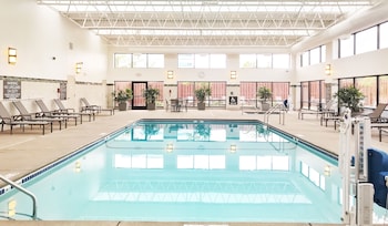 Breakfast, lunch and dinner served