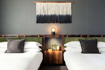 Grand-Suite, 1 King-Bett (Alexis) | 1 Schlafzimmer, italienische Bettbezüge von Frette