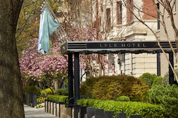 Lyle Suite | Sábanas italianas Frette, ropa de cama de alta calidad y edredón