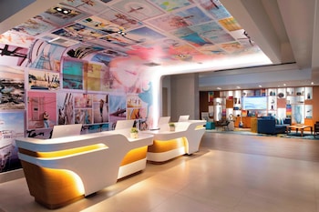 TV LCD 32 polegadas com canais a cabo, TV, filmes pagos