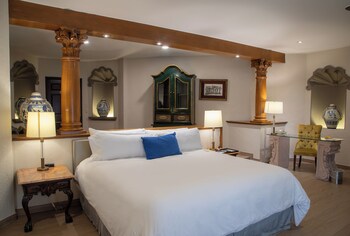 Buffet déjeuner servi en supplément les fins de semaine