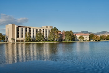 Breakfast and dinner served, American cuisine