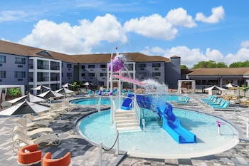 2 outdoor pools, open 6:00 AM to 11:00 PM, cabanas (surcharge)