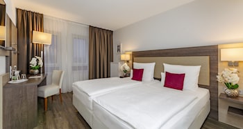 Daily buffet breakfast (EUR 16 per person)