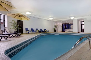 Habitación estándar, 1 cama King size, para no fumadores, hidromasaje | Cortinas blackout, cunas gratuitas, camas extra y wifi gratis