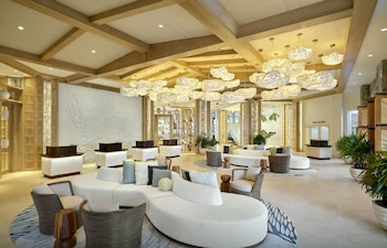 2 bars/lounges, swim-up bar, poolside bar, beach bar