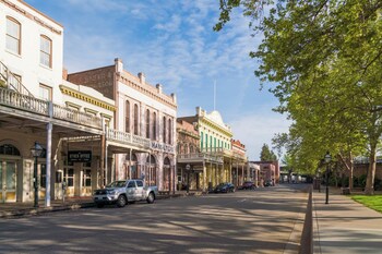 Déjeuner complet (29.99 USD par personne)