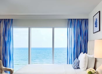 Egyptian cotton sheets, premium bedding, down comforters, pillowtop beds