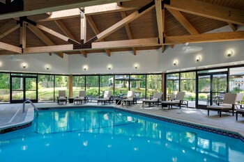 Breakfast and dinner served, American cuisine