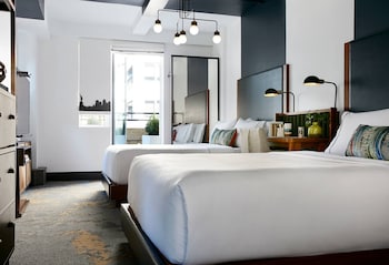 Suite, Balcony (James Renwick) | Terrace/patio