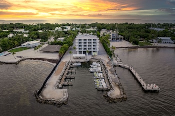 Dock